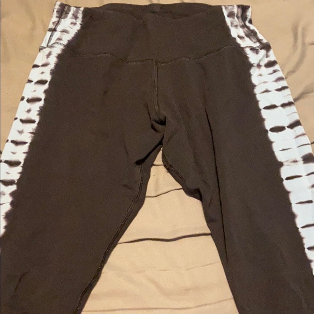 leggings black with blue and black tie dye on side